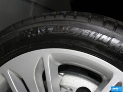 2013款 1.8T 自动 行政版