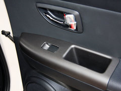 2013款 1.6L 自动 Premium