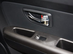 2013款 1.6L 自动 Premium