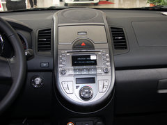2013款 1.6L 自动 Premium