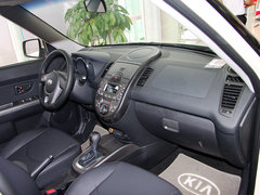 2013款 1.6L 自动 Premium