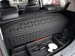 2013款 1.6L 自動 Premium