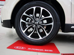 2013款 1.6L 自动 Premium