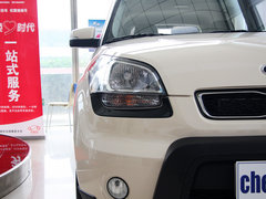 2013款 1.6L 自动 Premium