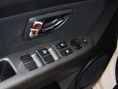 2013款 1.6L 自动 Premium