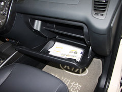 2013款 1.6L 自动 Premium