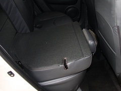 2013款 1.6L 自动 Premium