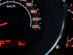 2013款 1.6L 自动 Premium