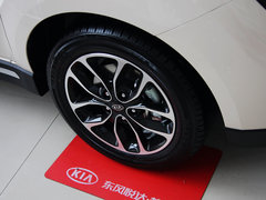 2013款 1.6L 自动 Premium