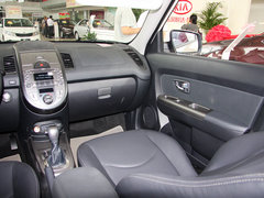 2013款 1.6L 自动 Premium