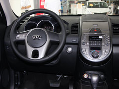 2013款 1.6L 自动 Premium