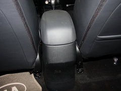 2013款 1.6L 自动 Premium