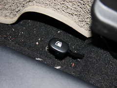 2013款 1.6L 自动 Premium