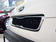 2013款 1.6L 自动 Premium