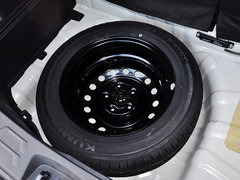 2013款 1.6L 自动 Premium