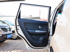 2013款 1.6L 自动 Premium