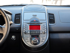 2013款 1.6L 自动 Premium