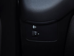 2013款 1.6L 自动 Premium