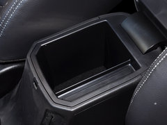 2013款 1.6L 自动 Premium