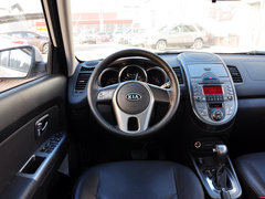 2013款 1.6L 自动 Premium