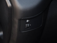 2013款 1.6L 自动 Premium