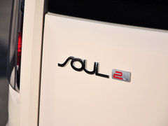 2013款 1.6L 自动 Premium