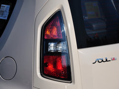 2013款 1.6L 自动 Premium
