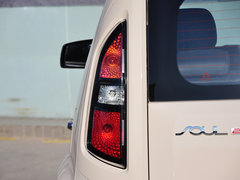 2013款 1.6L 自动 Premium