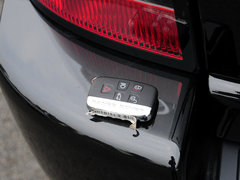 2013款 5.0 V8 NA 黑标限量版 5座