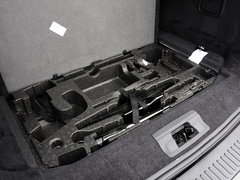 揽胜运动 2013款 5.0 V8 NA 黑标限量版 5座
