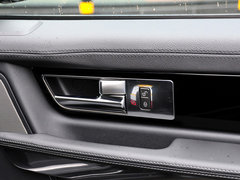 2013款 5.0 V8 NA 黑标限量版 5座