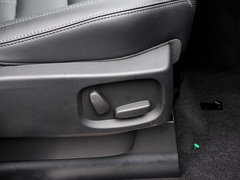 揽胜运动 2013款 5.0 V8 NA 黑标限量版 5座