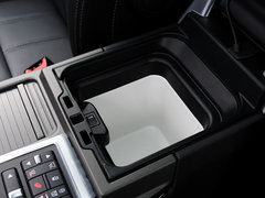 2013款 5.0 V8 NA 黑标限量版 5座
