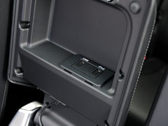 2013款 5.0 V8 NA 黑标限量版 5座