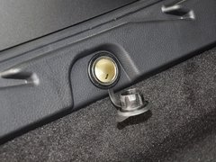2013款 5.0 V8 NA 黑标限量版 5座