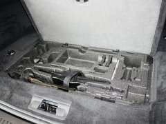 2013款 5.0 V8 NA 黑标限量版 5座