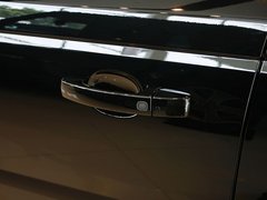 2013款 5.0 V8 NA 黑标限量版 5座