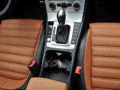 2013款 2.0TSI DSG 至尊型