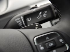2013款 2.0TSI DSG 至尊型