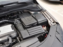 2013款 2.0TSI DSG 至尊型