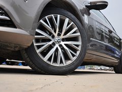 2013款 2.0TSI DSG 至尊型