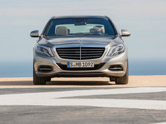 2014款 S500L 4.7T 自动 两驱