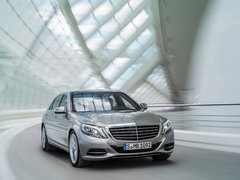 2014款 S500L 4.7T 自动 两驱