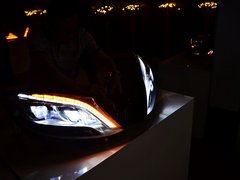 2014款 S500L 4.7T 自动 两驱