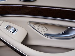 2014款 S500L 4.7T 自动 两驱