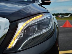 2014款 S500L 4.7T 自动 两驱