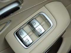 2014款 S500L 4.7T 自动 两驱