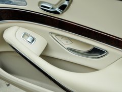 2014款 S500L 4.7T 自动 两驱