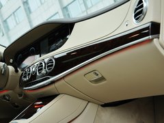 2014款 S500L 4.7T 自动 两驱