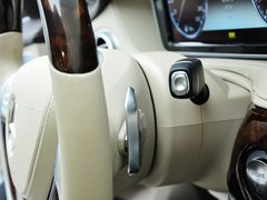 2014款 S500L 4.7T 自动 两驱